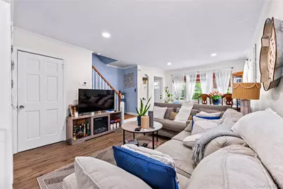 6511 175th Street, Fresh Meadows, NY 11365 - Photo 10