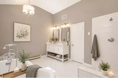 1 Pia Court, Hauppauge, NY 11788 - Photo 14