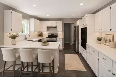 1 Pia Court, Hauppauge, NY 11788 - Photo 6