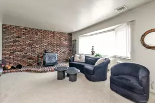 4020 Judith Ln, Oceanside, NY 11572 - Photo 4