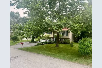 23 Hankin Loop, Poughkeepsie, NY 12601 - Photo 2