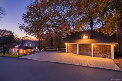 11 Buena Vista Road, Port Jefferson, NY 11777 - Photo 2