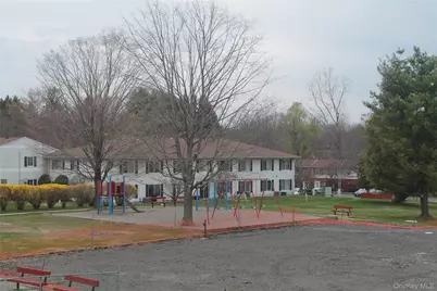 276 Temple Hill #2410, New Windsor, NY 12553 - Photo 14