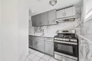 49 Eastern Ave, Deer Park, NY 11729 - Photo 22