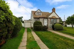 1503 Paul St, Baldwin, NY 11510 - Photo 2