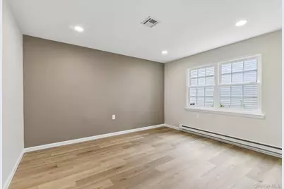 190 Canterbury Drive, Ridge, NY 11961 - Photo 24
