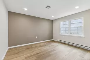 190 Canterbury Dr, Ridge, NY 11961 - Photo 24