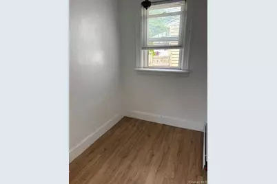 24127 86th Avenue, Bellerose, NY 11426 - Photo 6
