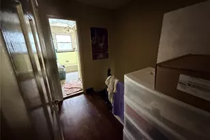 935 Magenta St, Bronx, NY 10469 - Photo 20