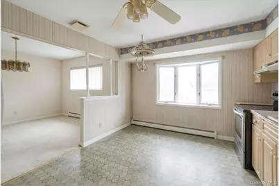286 W 13th Street, Deer Park, NY 11729 - Photo 8