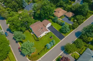 119 Harrow Ln, Manhasset, NY 11030 - Photo 32