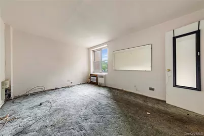 209-25 18th Avenue #2G, Bayside, NY 11360 - Photo 6