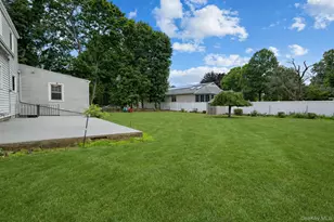 1547 Walt Whitman Rd, Melville, NY 11747 - Photo 14