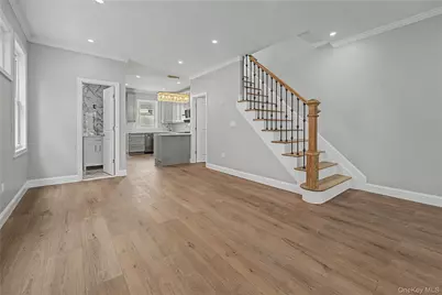9431 239th Street, Floral Park, NY 11001 - Photo 4