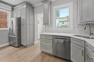 9431 239th St, Floral Park, NY 11001 - Photo 8