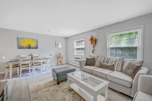 460 Old Town Rd, Port Jefferson, NY 11776 - Photo 2