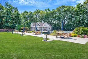 460 Old Town Rd, Port Jefferson, NY 11776 - Photo 26