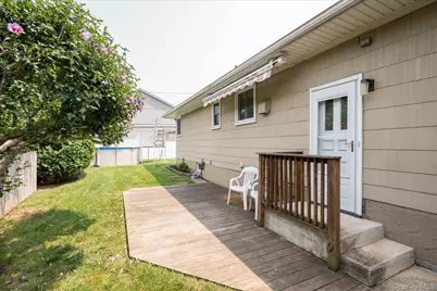 3191 N Jerusalem Road, Levittown, NY 11756 - Photo 20