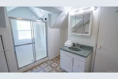 520 Riverside Avenue, Massapequa, NY 11758 - Photo 20