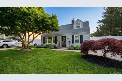 520 Riverside Avenue, Massapequa, NY 11758 - Photo 14