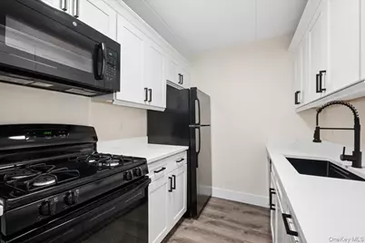 1116 Warburton Avenue #2J, Yonkers, NY 10701 - Photo 18
