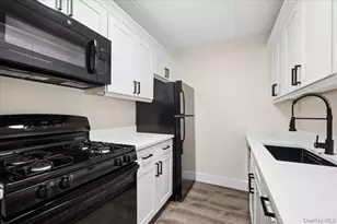 1116 Warburton Ave, Yonkers, NY 10701 - Photo 18