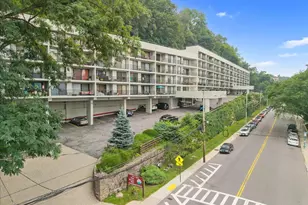 1116 Warburton Ave, Yonkers, NY 10701 - Photo 2