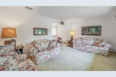 15 Buhl Lane, East Northport, NY 11731 - Photo 12