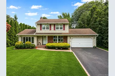 15 Buhl Lane, East Northport, NY 11731 - Photo 1