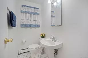 15 Buhl Ln, East Northport, NY 11731 - Photo 18