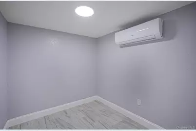 9411 210th Street, Queens Village, NY 11428 - Photo 30
