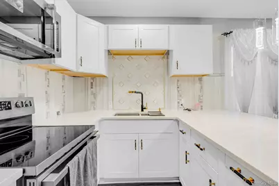 9411 210th Street, Queens Village, NY 11428 - Photo 20