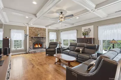 161 Bergen Circle, Slate Hill, NY 10973 - Photo 10