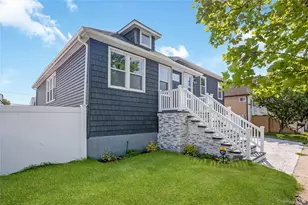 1043 Delaware Ave, Island Park, NY 11558 - Photo 2