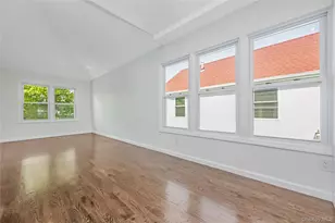 1043 Delaware Ave, Island Park, NY 11558 - Photo 16