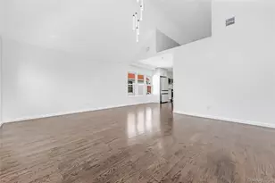 1043 Delaware Ave, Island Park, NY 11558 - Photo 12