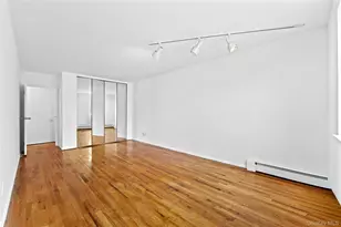 212 Westend Ave, Freeport, NY 11520 - Photo 16