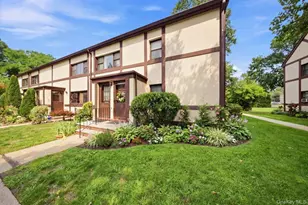280 Cherry Valley Ave, Garden City, NY 11530 - Photo 2