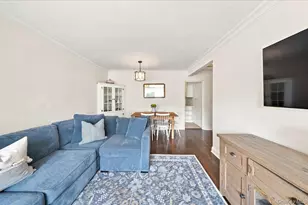 280 Cherry Valley Ave, Garden City, NY 11530 - Photo 10
