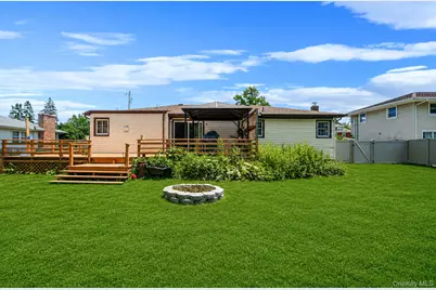 190 Bay Avenue, Patchogue, NY 11772 - Photo 4