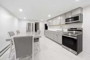 235-15 Bentley Rd, Rosedale, NY 11422 - Photo 24