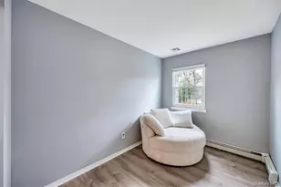 10 Ramblewood Rd, Ridge, NY 11961 - Photo 38