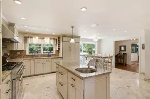 27 School Ln, Lloyd Harbor, NY 11743 - Photo 8