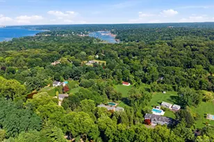 27 School Ln, Lloyd Harbor, NY 11743 - Photo 40