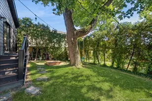 2 Cornwall Ln, Port Washington, NY 11050 - Photo 22