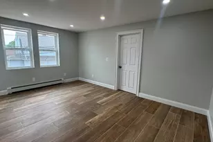 233 S Franklin St, Hempstead, NY 11550 - Photo 2