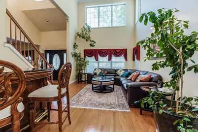 5 Daffodil Lane, Lake Grove, NY 11755 - Photo 4