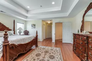 5 Daffodil Ln, Lake Grove, NY 11755 - Photo 14