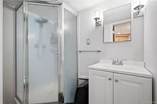 790 Woodside Dr, Wantagh, NY 11793 - Photo 20