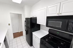 270-10 Grand Central Pkwy, Floral Park, NY 11005 - Photo 10